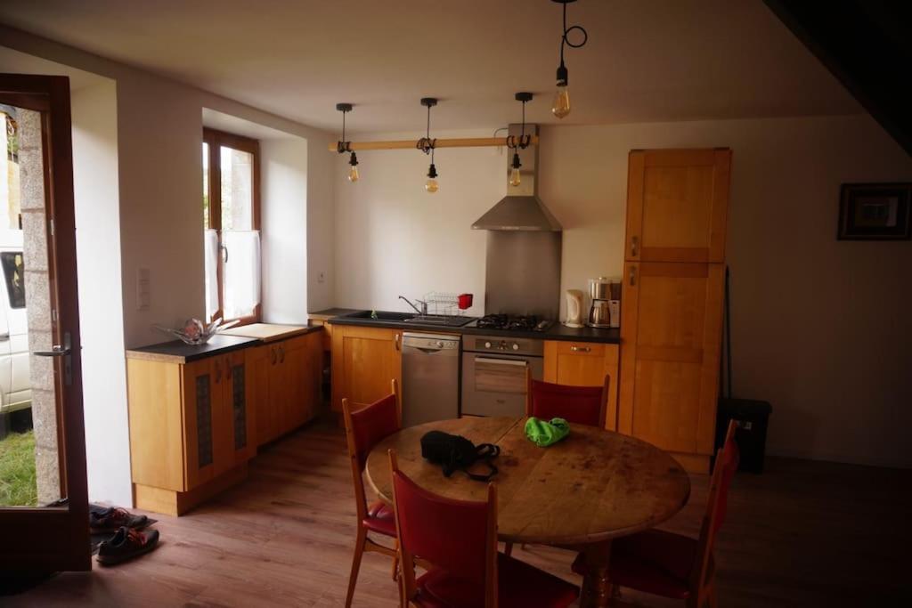 Belle Maison De Campagne Hénon Extérieur photo