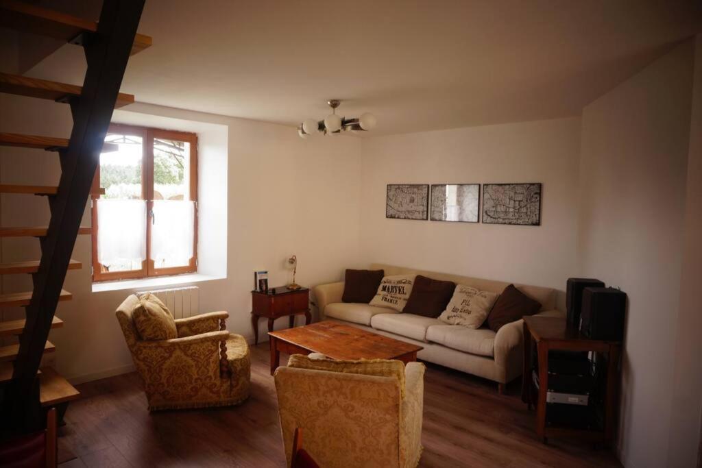 Belle Maison De Campagne Hénon Extérieur photo