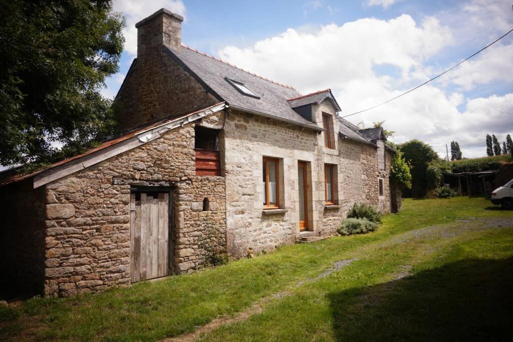 Belle Maison De Campagne Hénon Extérieur photo